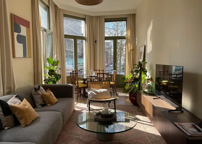 Stunning Apartment By Mas